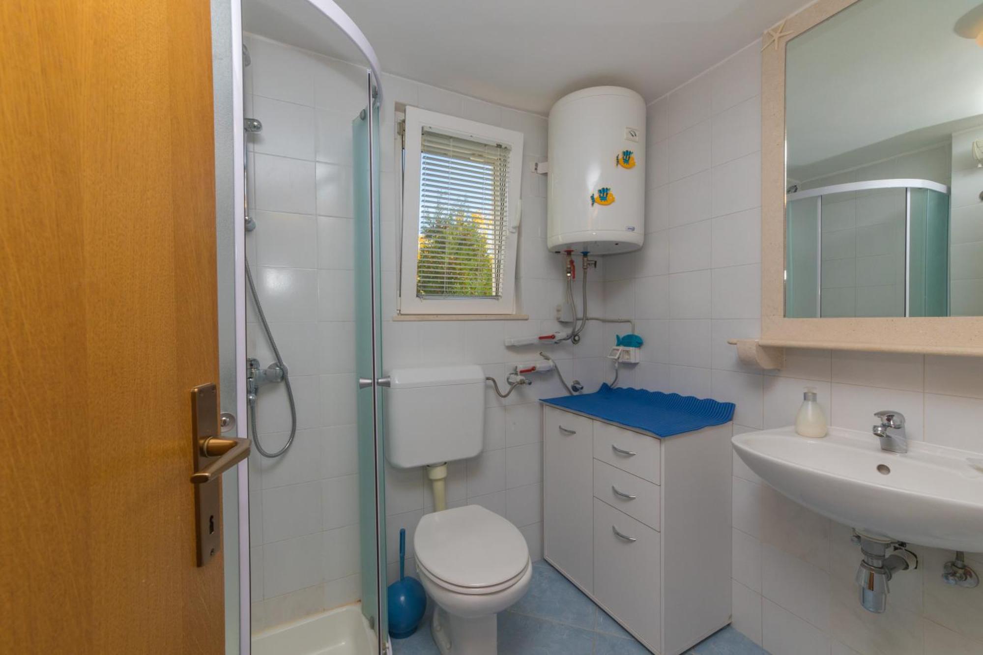 Apartments Lux Бол Екстер'єр фото